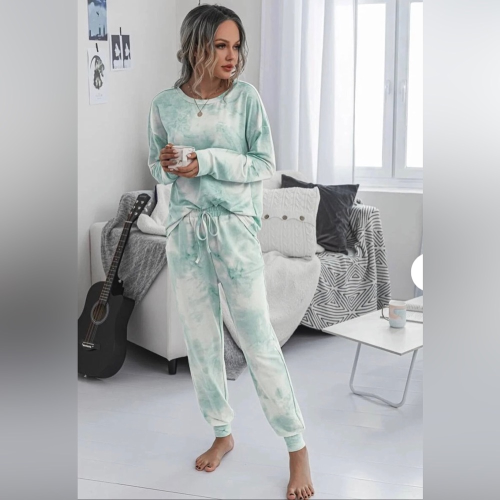 PISTACHIO PANTS SET